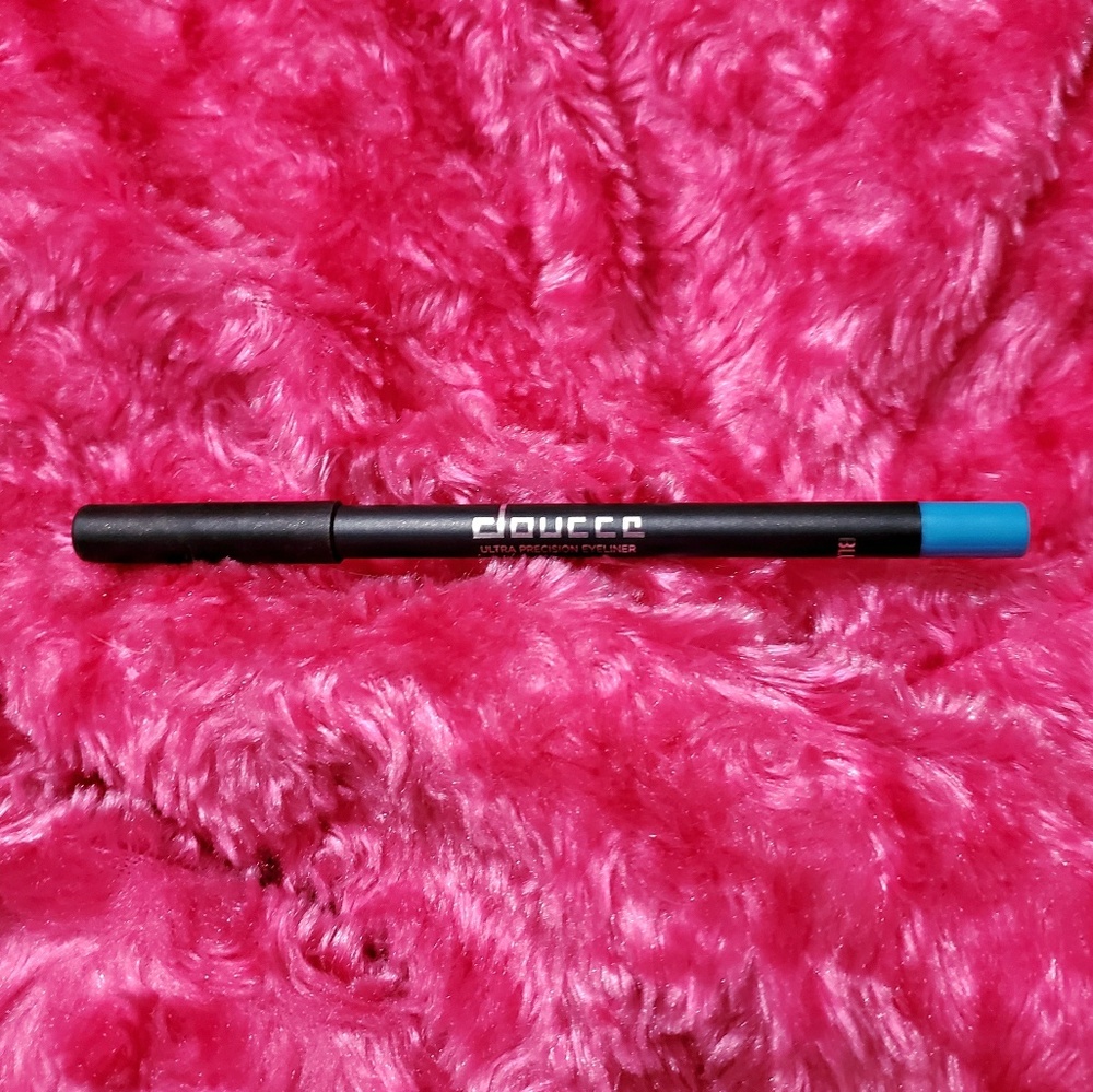💋DOUCCE blue waterproof precision eyeliner